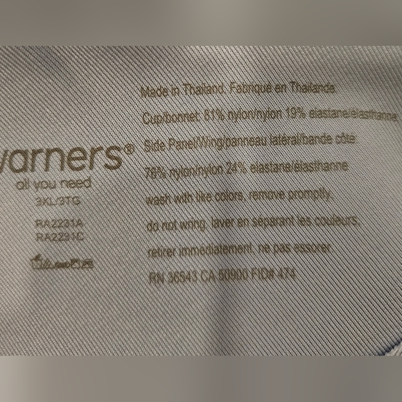 Warners Wireless Side Smoothing Bra - Picture 6 of 8